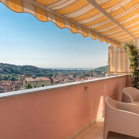Chez Lulu. Bellissimo Intero
