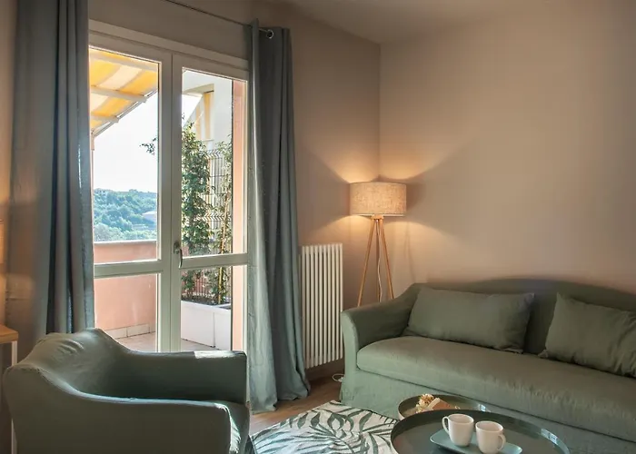 Chez Lulu. Bellissimo Intero Toirano