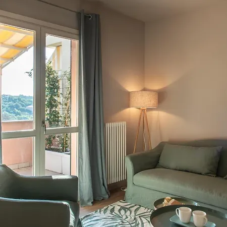 Chez Lulu. Bellissimo Intero Toirano